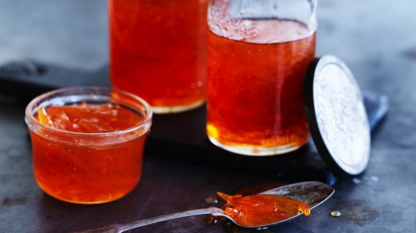 Dan Lepard's grapefruit and cardamom wholefruit marmalade 