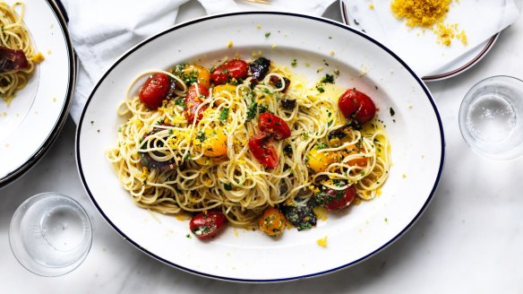 Spaghetti with bottarga.