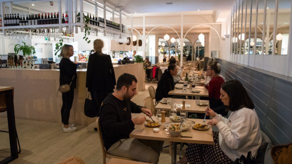 The light, bright and airy Osteria Coogee. 