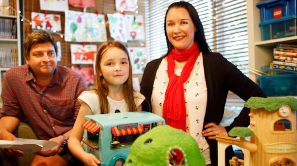 Andrew, Poppy, and Louise Henderson.