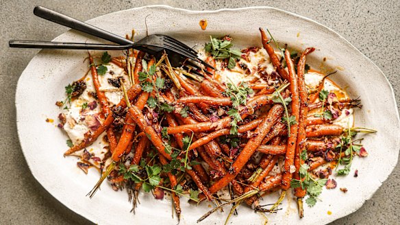 This carrot salad is vegan-friendly.