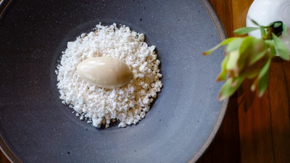 Brown butter ice-cream, almond praline and frozen lemon myrtle milk. 