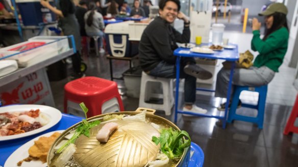 Nana Moojum in Soi 38.