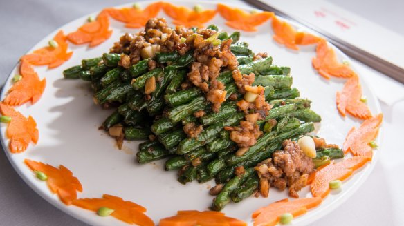 Green beans with minced pork.