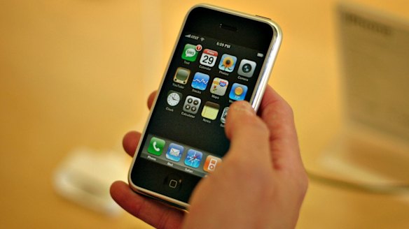 'A disaster': 10 years on, the iPhone's bumpy start is mostly forgotten
