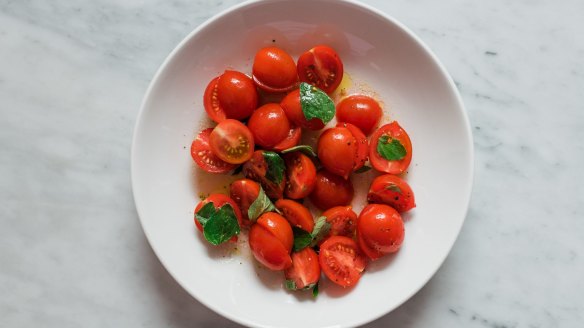 Cherry tomatoes with oregano.