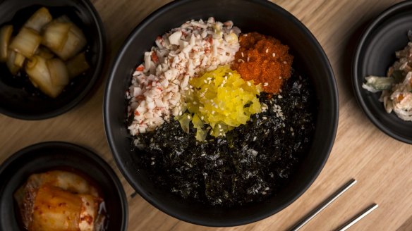 Hands-on: Make your own rice balls at Masizzim (pictured: the crab meat and fish roe combo).