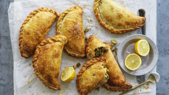 Empanadas filled with sauteed zucchini, chillies, olives and fresh beans.