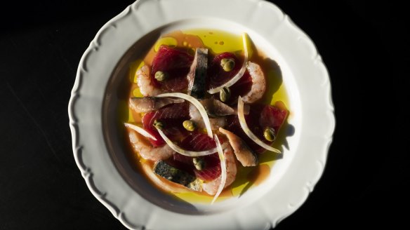 Carpaccio frutti di mare is a slick dish radiating confidence.