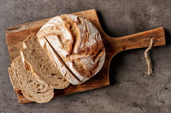 Use separate chopping boards for raw meat and ready-to-eat foods such as bread.