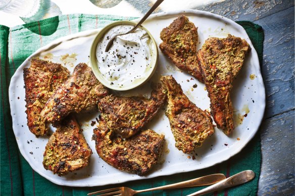 Perfect for devouring on its own: Lamb chops with yoghurt and fenugreek.