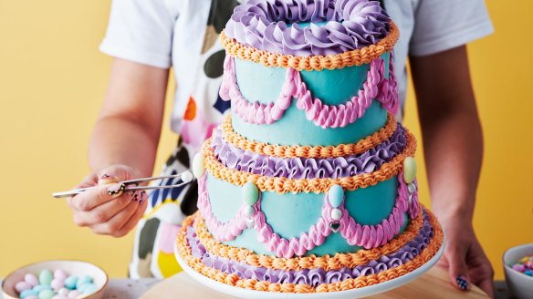 Katherine Sabbath's showstopping vintage-inspired cake decorated with buttercream ruffles.