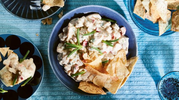 Smooth, fragrant and refreshing seafood starter. 