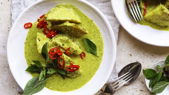 This green curry also works well with roast pumpkin and sweet potato in place of celeriac.