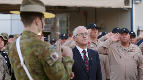 Malcolm Turnbull with Australian troops at Australia's main base in the Middle East..