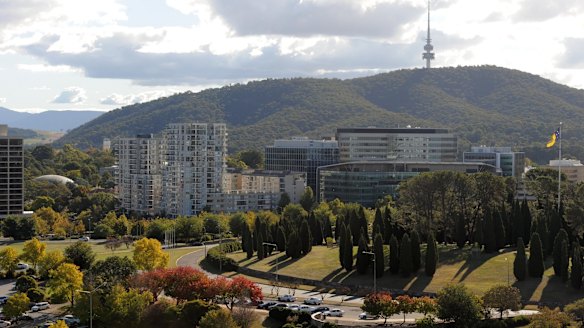 The Commonwealth has 34,000 empty desks in more than 500 buildings around Australia, including Canberra.
