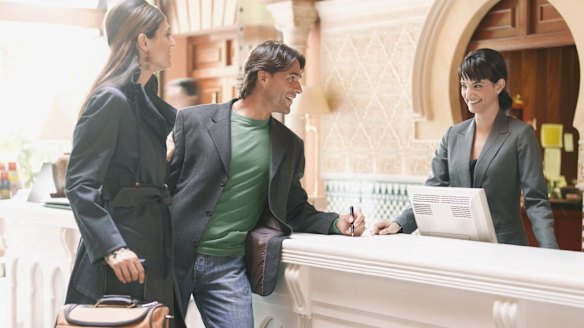 Hotel check-in with credit cards: How hotel pre-authorisations work