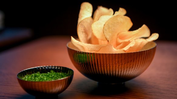 Taramasalata with potato crisps.