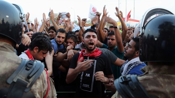 Iraq moves to stamp out political corruption