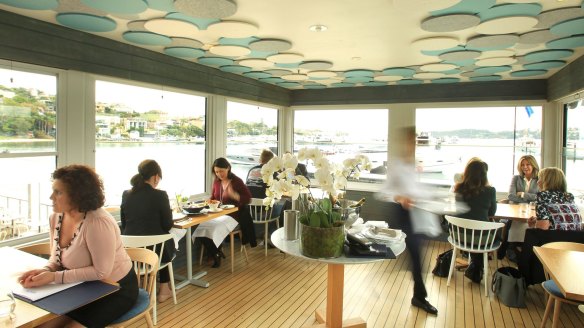 Perched on the edge of harbour, Regatta commands one of the two great restaurant sites at Rose Bay.