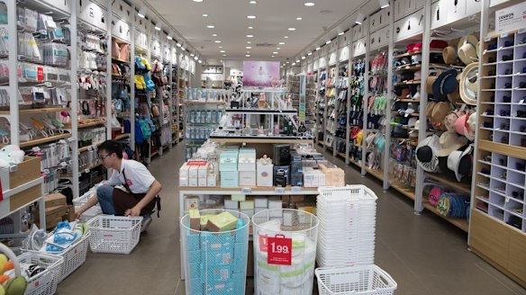 Miniso sells fashion, cosmetics, accessories, homewares and in overseas stores, a selection of food.