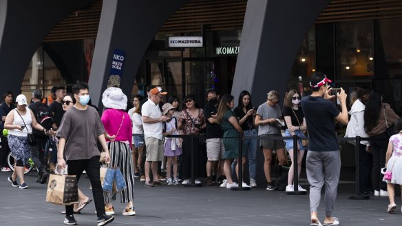 Queues outside Cinnabon in Haymarket.