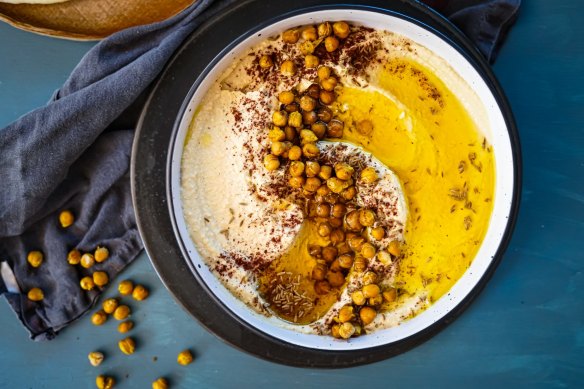 There are a few secrets to making a creamy hummus.
