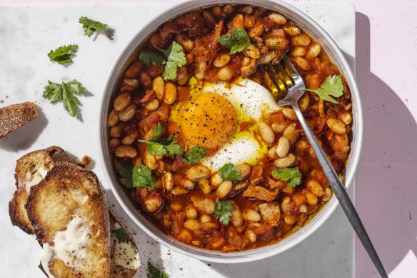 Bacon and egg baked beans.