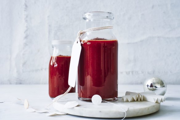 Adam Liaw's smoky chilli tomato sauce