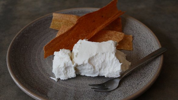 Meredith Dairy Plain Goat Cheese, $5.99 per 100g  84/100
