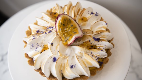 Passionfruit meringue tart.