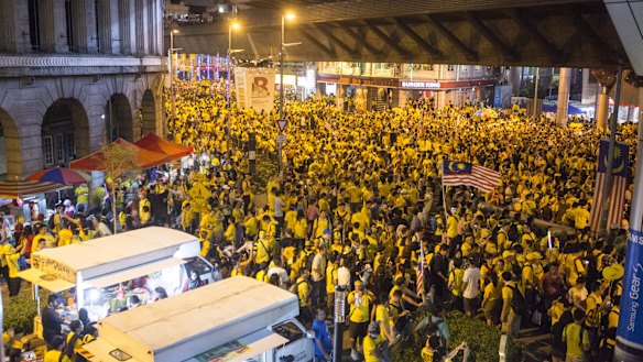 Bersih protesters in Kuala Lumpur in August; demanding an end to corruption in Malaysian politics. 
