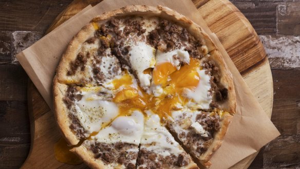 The must-order awarma and egg pizza.