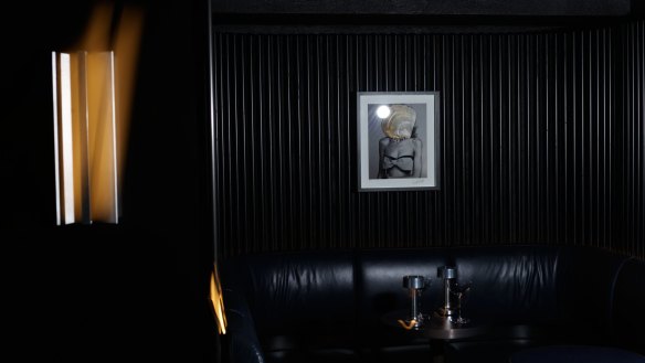 The mood is 'sophisticated, luxe, moody'.