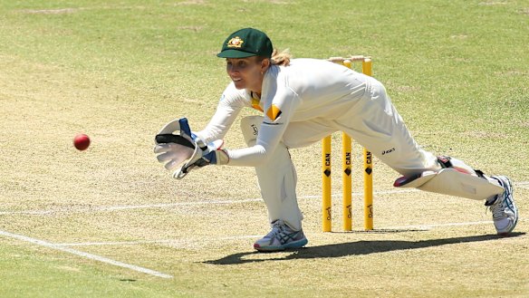 Jodie Fields signs with the ACT Meteors for WNCL