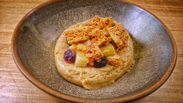 Caramelised whey whipped with mascarpone and served with quince and honeycomb.