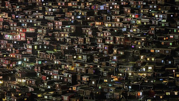 Living in a slum in the name of enlightenment