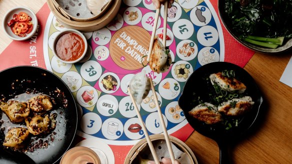 Get to know each other over a game of dumplings. 