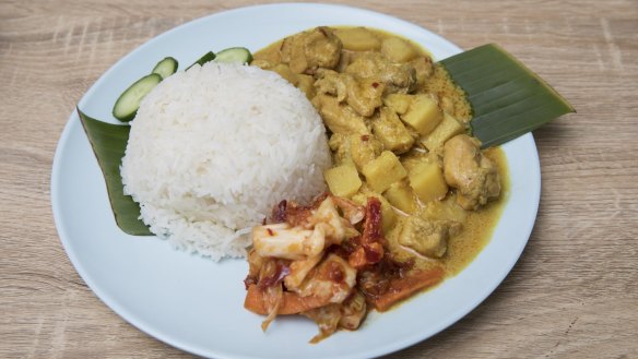 Nyonya chicken curry.