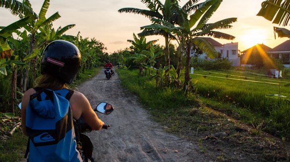The picturesque back roads of Canggu.
