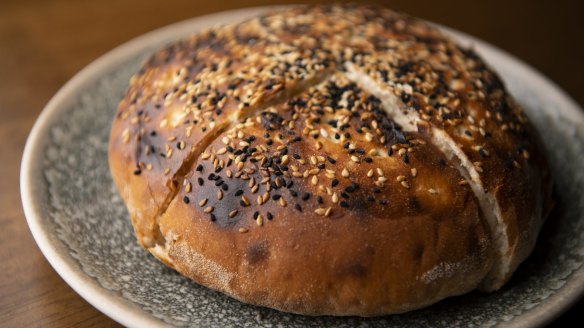 Stone-baked Turkish bread (tombik).