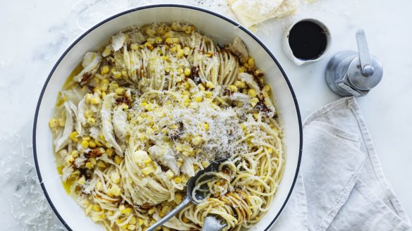 Chicken, gravy and corn spaghetti.