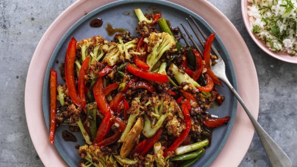 Stir-fried cauliflower with Sichuan pepper.