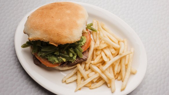 Chacarero steak sandwich and chips.