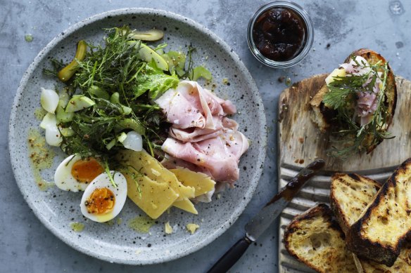 A ploughman's platter in salad form.