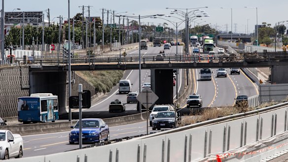 Three-day shutdown of Tulla freeway has started; it won't be pretty