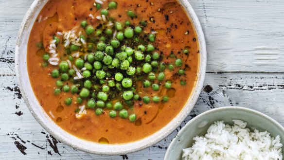 Spicy tomato and coconut braised peas with steamed rice.