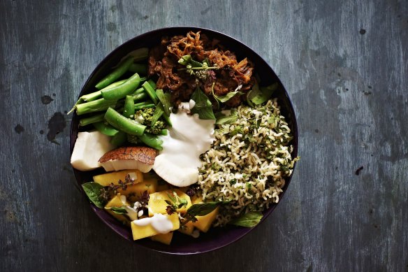 Grain bowls are an easy, healthy and delicious choice.