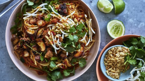 Double noodle stir-fry with marinated pork belly.