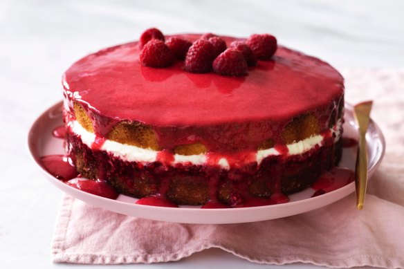 Glaze or no glaze, just make this cake.